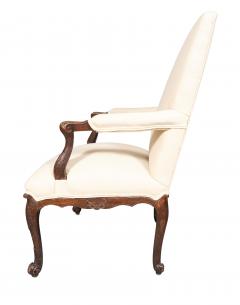 Early Louis XV Walnut Armchair - 4330327