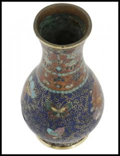 Early Meiji Japanese Cloisonne Vase with Butterflies Attributed to Namikawa - 3903905