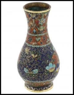Early Meiji Japanese Cloisonne Vase with Butterflies Attributed to Namikawa - 3903914