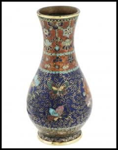 Early Meiji Japanese Cloisonne Vase with Butterflies Attributed to Namikawa - 3903928