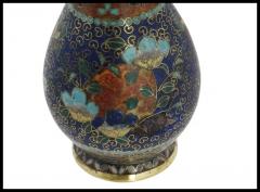 Early Meiji Japanese Cloisonne Vase with Butterflies Attributed to Namikawa - 3903932