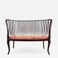 Early Mid Century Transitional Modern Spindle Back Bench or Settee in Mahogany - 2012882