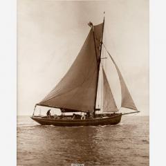 Early silver gelatin photo print by Beken of Cowes Yacht Senorita - 810933