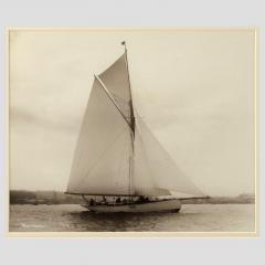 Early silver gelatin photograph print of the Gaff rigged yacht Wayward - 1368860