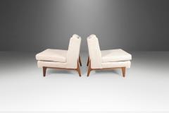 Edward Wormley Set of Two Bespoke Slipper Chairs After Edward Wormley - 2547113