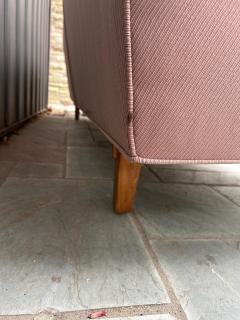 Edward Wormley Stylish Petite Edward Wormley for Dunbar Walnut Sofa Miid Century - 4429243