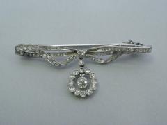 Edwardian Diamond and Platinum Bow Pin C 1900 - 3748235