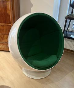 Eero Aarnio Ball Chair by Eero Aarnio Green and White Adelta Finland circa 1980 90s - 2518542