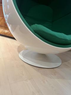 Eero Aarnio Ball Chair by Eero Aarnio Green and White Adelta Finland circa 1980 90s - 2518544