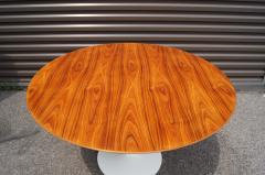 Eero Saarinen 47 Walnut Pedestal Dining Table by Eero Saarinen for Knoll - 3210652