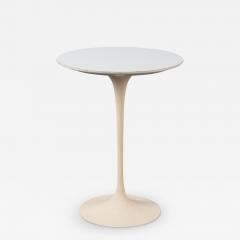 Eero Saarinen Early Knoll Saarinen 16 Pedestal Tulip Side Table in Laminate - 3806475