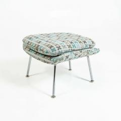 Eero Saarinen Eero Saarinen Womb Chair Ottoman Medium in Alexander Girard Quatrefoil Fabric - 3414177