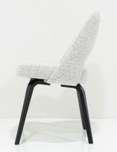 Eero Saarinen Eero Saarinen for Knoll 8 Executive Dining Chairs Black White Boucle Wood Legs - 3825861