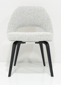 Eero Saarinen Eero Saarinen for Knoll 8 Executive Dining Chairs Black White Boucle Wood Legs - 3825863