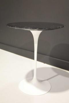 Eero Saarinen Eero Saarinen for Knoll Knoll Tulip Table with Black Marble Top and White Base - 2390691
