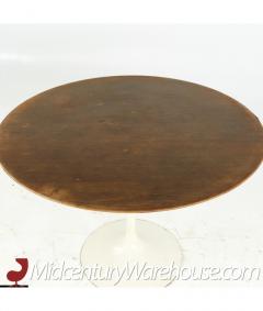 Eero Saarinen Eero Saarinen for Knoll Mid Century Walnut 42 Tulip Dining Table - 3117544