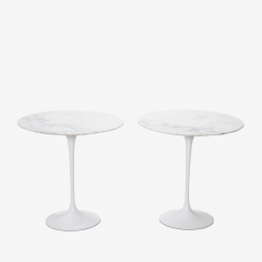 Eero Saarinen Eero Saarinen for Knoll Tulip Pedestal 20 Side Tables in Calacatta Marble Pair - 2995336