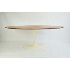 Eero Saarinen Eero Saarinen for Knoll Walnut Oval Dining Table - 1719731