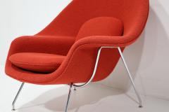 Eero Saarinen Eero Saarinen for Knoll Womb Chair and Ottoman in Red Boucle - 4543795