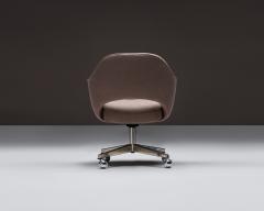 Eero Saarinen Executive Swivel Office Chair by Eero Saarinen for Knoll c 1950 - 4695276