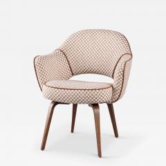Eero Saarinen Knoll Saarinen Executive Arm Chairs in Schumacher Fabric Leather Walnut - 4125331