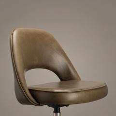 Eero Saarinen Knoll Saarinen Executive Armless Chair in Olive Leather Stainless Steel Base - 4537363