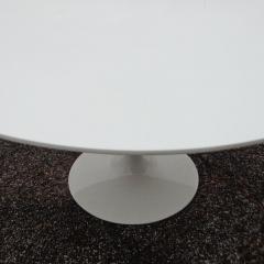 Eero Saarinen Knoll Saarinen Table with Custom Ice White Ceramic Top - 2436495