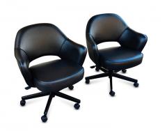 Eero Saarinen Pair Saarinen Knoll Executive Chairs Black Leather Tilt Swivel Height Adjustable - 2618365
