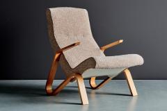 Eero Saarinen Pair of Eero Saarinen Grass Hopper Chairs for Knoll newly upholstered in Boucl  - 4613775