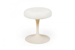 Eero Saarinen Pair of Finnish Eero Saarinen for Knoll International Swivel Tulip Stools - 4274900