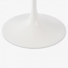 Eero Saarinen Saarinen 20 Tulip Pedestal Table in White Laminate - 4419557