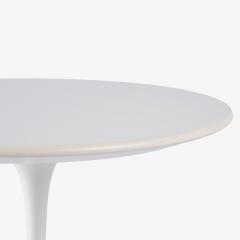 Eero Saarinen Saarinen 20 Tulip Pedestal Table in White Laminate - 4419558