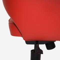 Eero Saarinen Saarinen Executive Arm Chair in Original Red Leather Swivel Base - 3884328