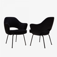 Eero Saarinen Saarinen Executive Arm Chairs Black Edition Set of 6 - 443647