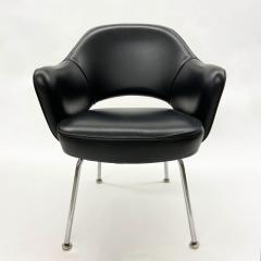 Eero Saarinen Saarinen Executive Armchair in Original Black Leather Steel Tubular Legs - 3328901