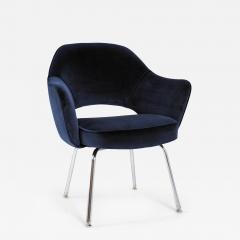 Eero Saarinen Saarinen Executive Armchairs in Navy Velvet - 245503