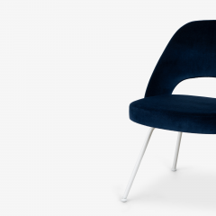 Eero Saarinen Saarinen Executive Armless Chairs in Navy Velvet with Lunar White Legs Set of 6 - 3385523