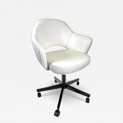 Eero Saarinen Saarinen Executive Chair in Italian White Leather Black Swivel Base - 3973210