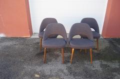 Eero Saarinen Set of Four Executive Side Chairs Model 72 by Eero Saarinen for Knoll - 2859157