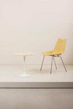Eero Saarinen Tulip Side Table with White Marble Top by Eero Saarinen for Knoll International - 1096894