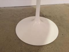 Eero Saarinen Tulip Table by Eero Saarinen - 498762