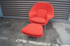 Eero Saarinen Womb Chair and Ottoman by Eero Saarinen for Knoll - 2949090