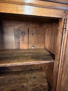 Eighteenth century Walnut Armoire finely carved elements 2 doors - 4687331