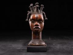 Ejagham People Nigeria Female Head statue spikes - 4267781