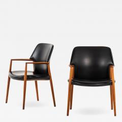 Ejner Larsen Aksel Bender Madsen Armchairs Produced by Fritz Hansen - 1996739