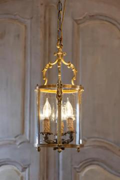 Elegant 20th Century French Gilt Brass Lantern with Curved Detailing - 4070501