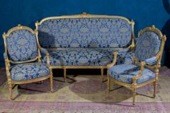 Elegant French 19 Century Gilt Living Room Suite with a Sofa and Four Armchairs - 4063821