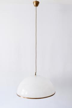 Elegant Mid Century Modern Textured Lucite Pendant Lamp or Hanging Light 1970s - 1945923