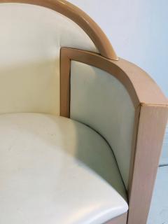 Elegant Set of 4 Italian Chairs with Great Design - 1031993