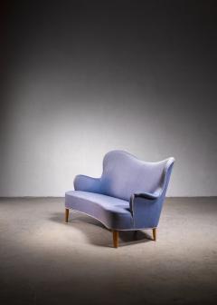 Elias Svedberg Elias Svedberg sofa with elegant curved backrest - 2415911